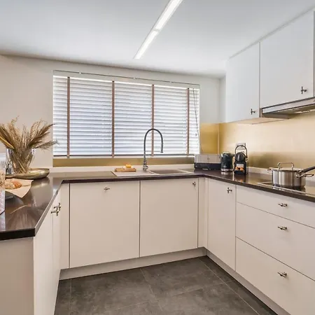 Dom wakacyjny Sersea - Spacious House In With Garage Ostenda