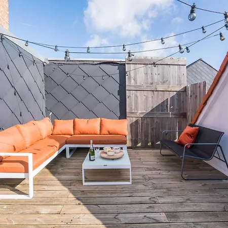 Sersea - Spacious House In With Garage Vakantiehuis Oostende