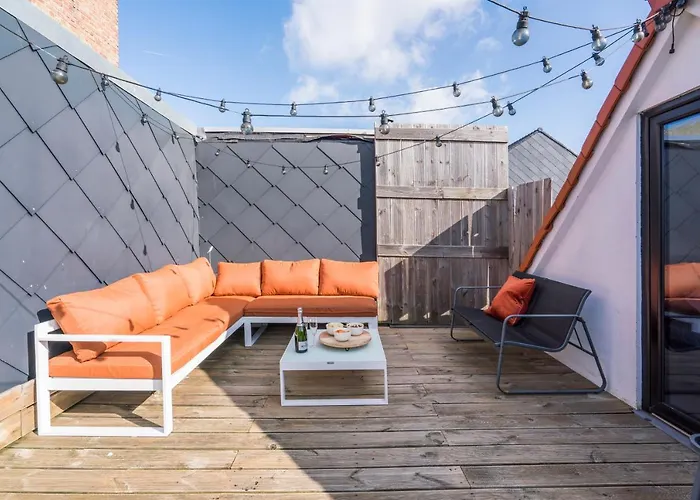 Sersea - Spacious House In With Garage Hébergement de vacances Ostende